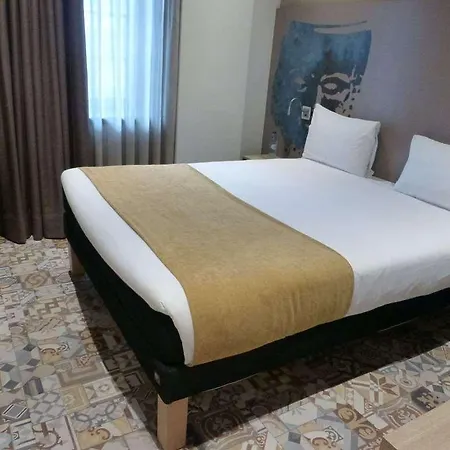 Ibis Styles Hotel 3*