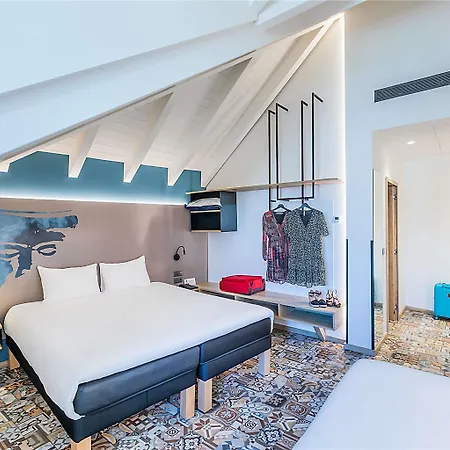Ibis Styles 3*