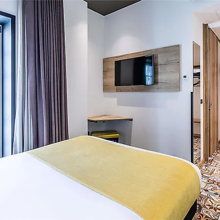 Ibis Styles Hotel 3*