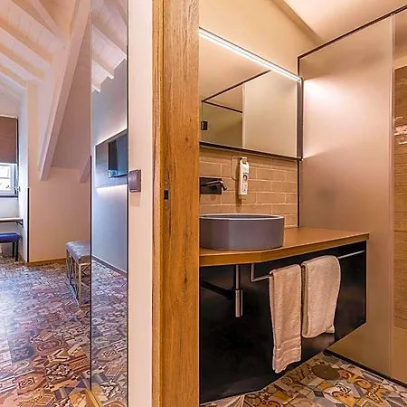 Ibis Styles 3*