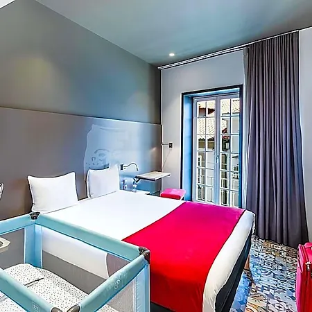 Ξενοδοχείο Ibis Styles 3*