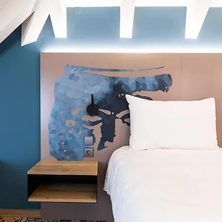 Ibis Styles 3* Шавиш